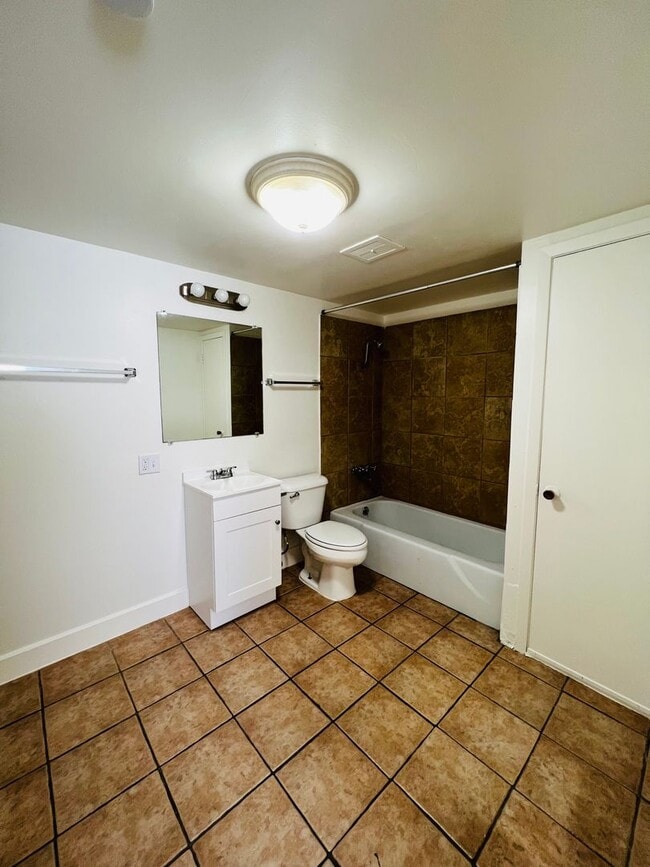 Building Photo - Cullen-1914