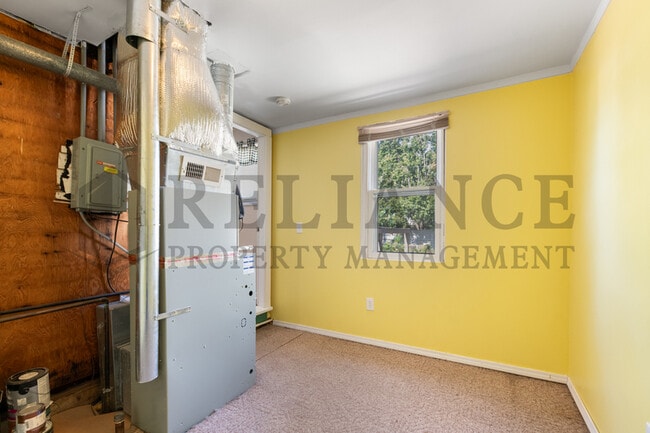 Building Photo - 749 N Westridge Dr