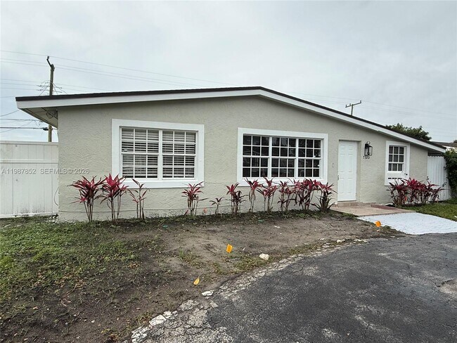 Building Photo - 7320 Ramona St