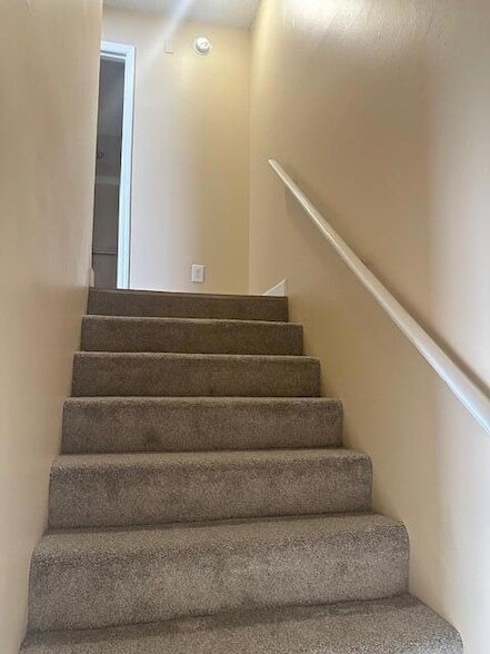 Building Photo - 3420 Westside Dr NW