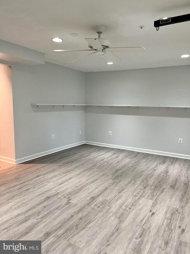 Building Photo - 518 Francis Nicholson Way