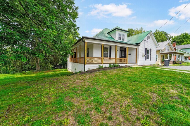 Building Photo - 1130 Georgia Ave