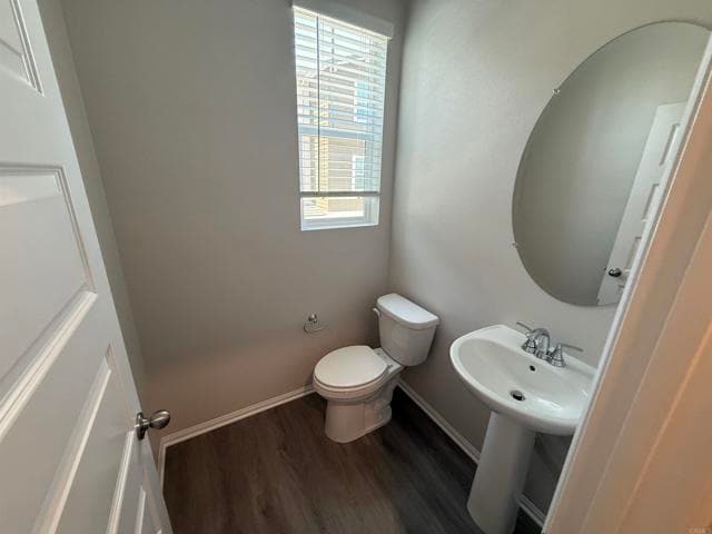 Building Photo - 2206 Saltbush Dr