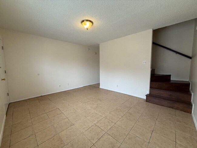 Building Photo - 110 Merlin Rd