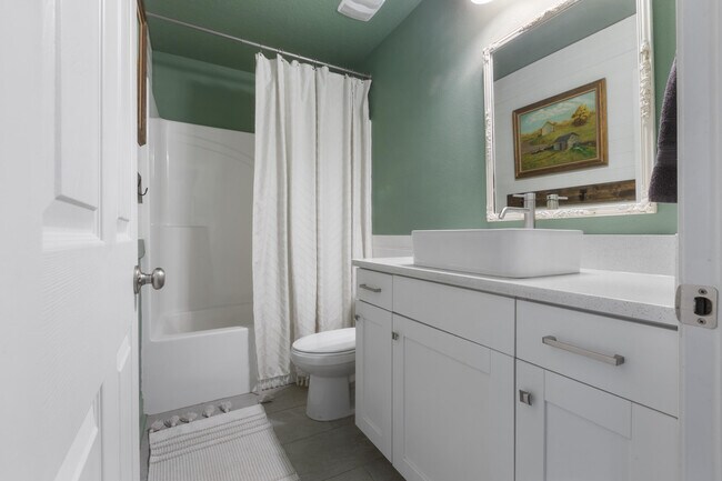 Building Photo - 6042 Capitol Dr