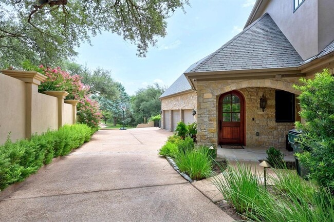 Building Photo - 2805 Calaw Cove