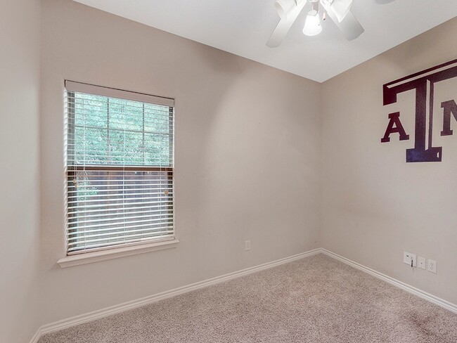 Building Photo - 4216 Candace Ct