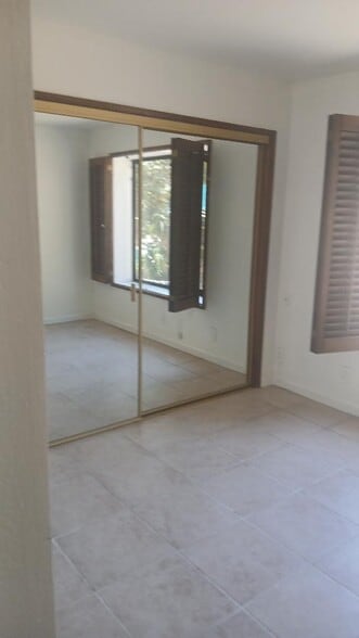 Mirrored closet - 31495 El Camino Real