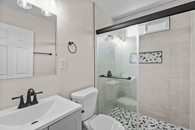 Building Photo - 6430 Montezuma Rd