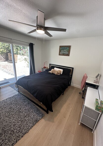 Bed - 4101 4th Ave