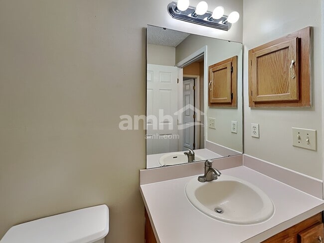 Building Photo - 1157 Windy Willows Dr