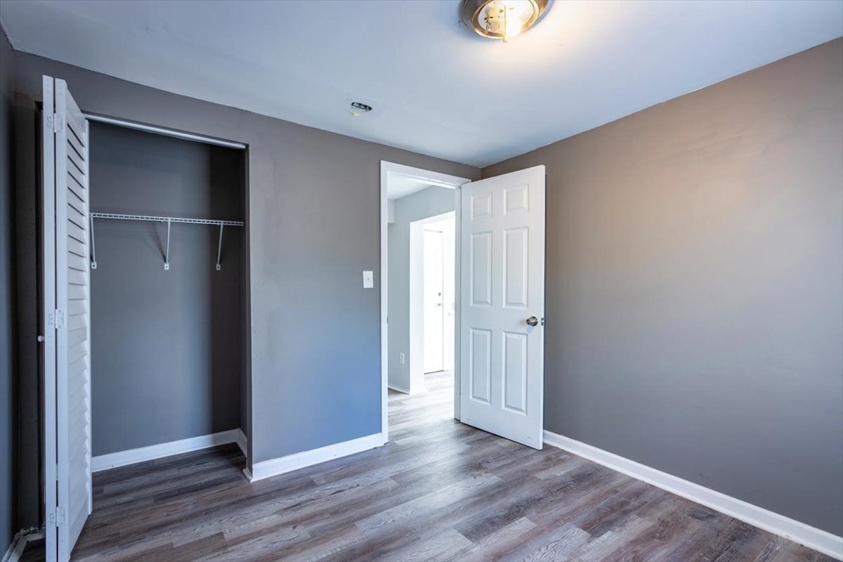 Building Photo - 531 New Berlin Rd