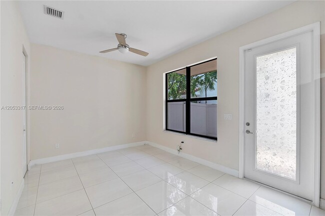 Building Photo - 20914 NW 1st Dr
