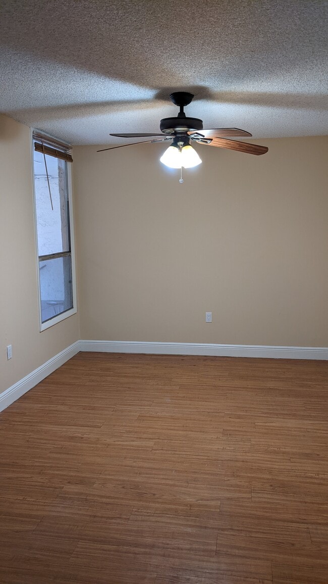 Dinning Room - 538 Orange Dr