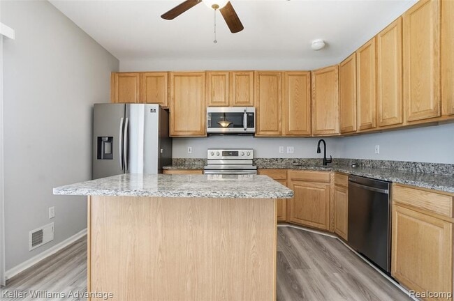 Building Photo - 513 Cherry Orchard Rd