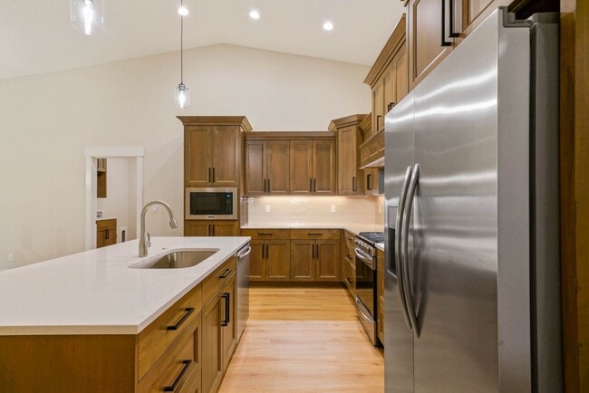 Building Photo - 3Bd/2Ba Single Story Home - Available Early March 2026!