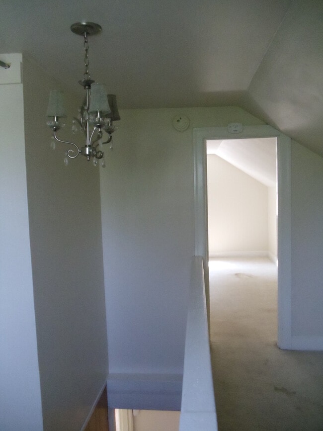 Building Photo - Coming Soon! UPS Area 3 Bedroom