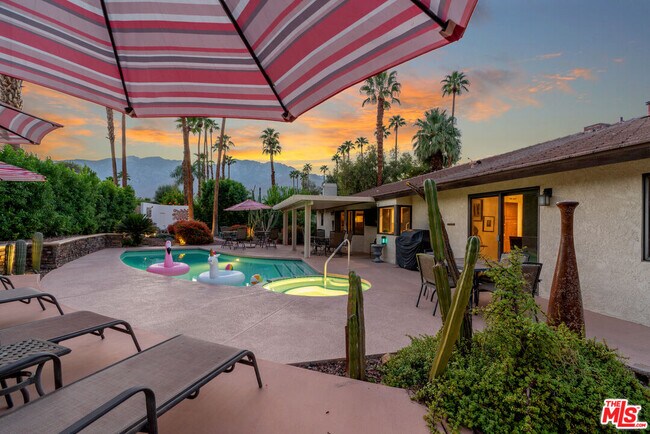 Building Photo - 3599 El Gaucho Cir E