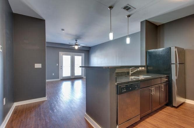 Building Photo - 2197 Nolensville Pike