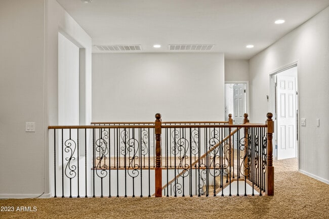 Building Photo - 5224 W Bent Tree Dr