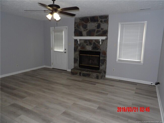 Building Photo - 7894 Ladonia Dr