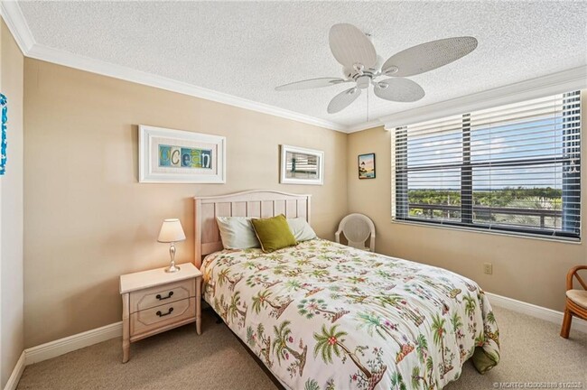 Building Photo - 8880 S Ocean Dr