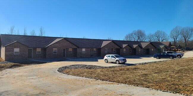 Primary Photo - Hidden Creek Village