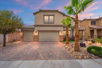 Building Photo - Contemporary 5 Bedroom Home Ideal for Entertaining