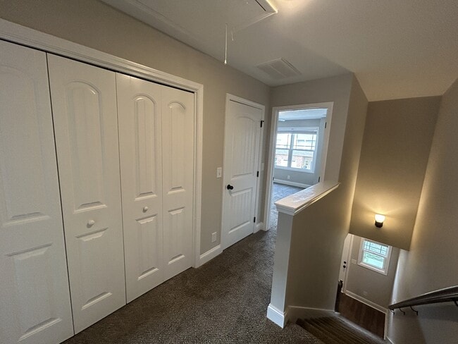 Building Photo - 317 Fallow Cir