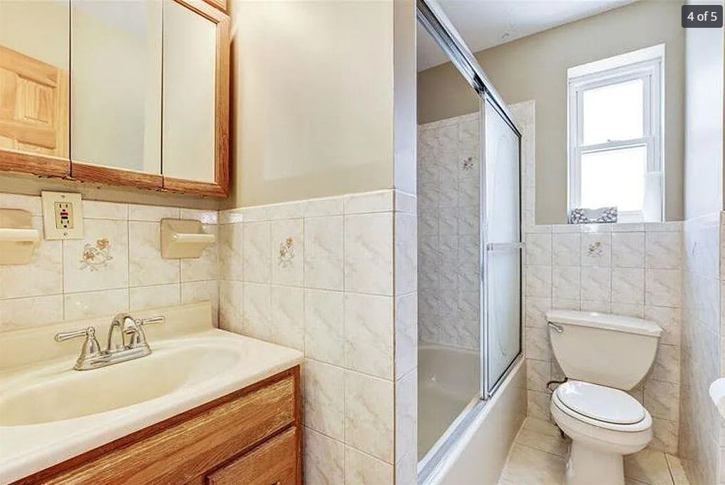 Building Photo - 165 Vroom St