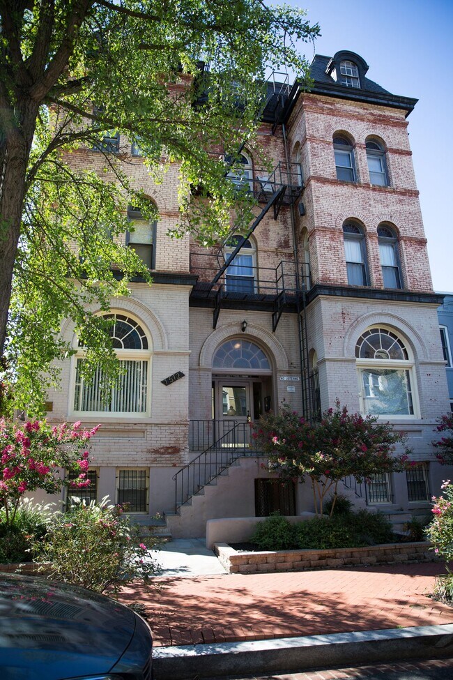 Building Photo - 1512 CORCORAN ST NW