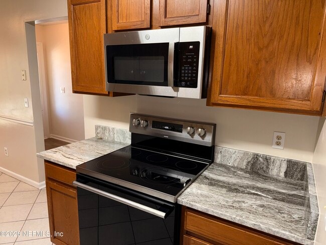 Building Photo - 5524 Silkwood Ln