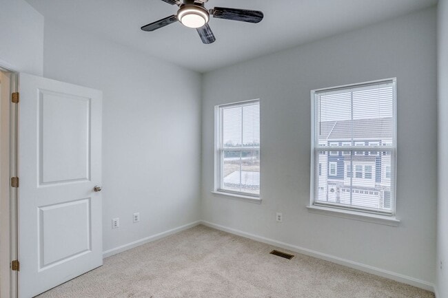 Building Photo - 345 Andrew Ct