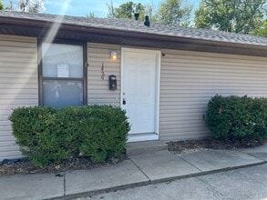 Building Photo - Great Duplex!