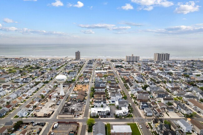 Building Photo - 116 N Decatur Ave