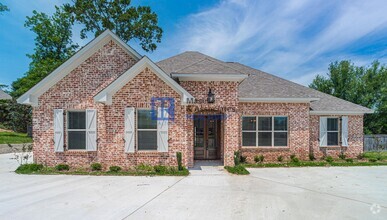 Building Photo - 4 Bed/3 Bath Home in Castlewoods