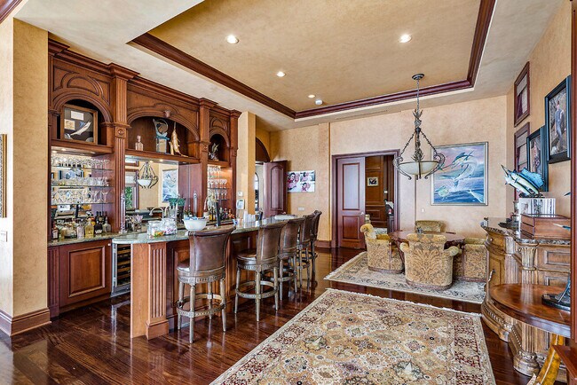 Building Photo - 981 Hillsboro Mile