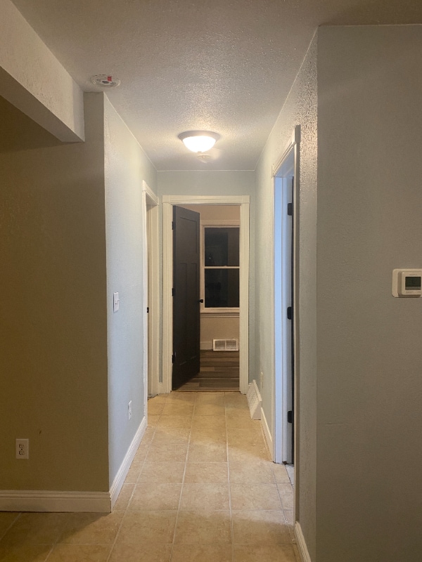 Building Photo - 211 N Forest St