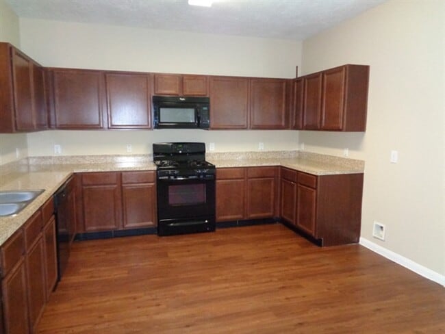 Building Photo - 2207 Steep Pine Tr