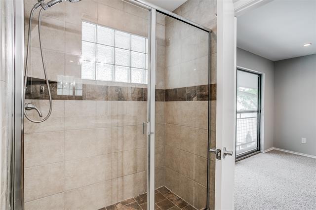 Building Photo - 4616 W Lovers Ln