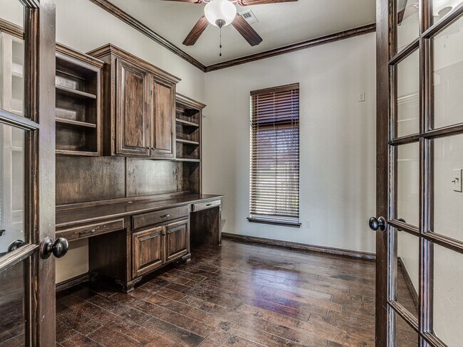 Building Photo - Luxury Rental Home in Edmond Schools + Community Pool