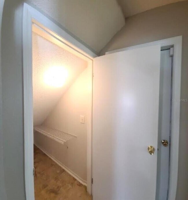 Building Photo - 1501 Rincon Dr