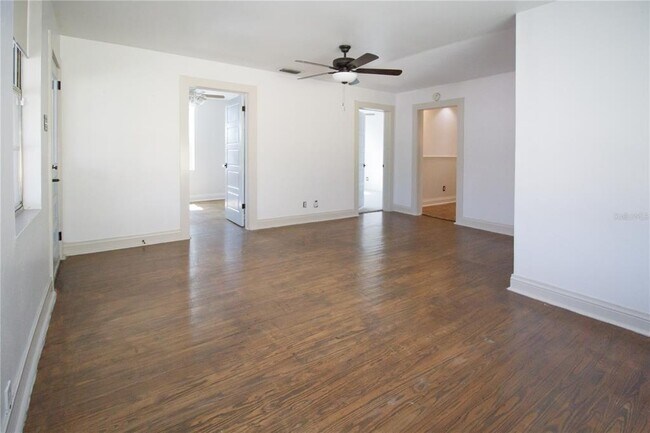 Building Photo - 2512 W Cordelia St