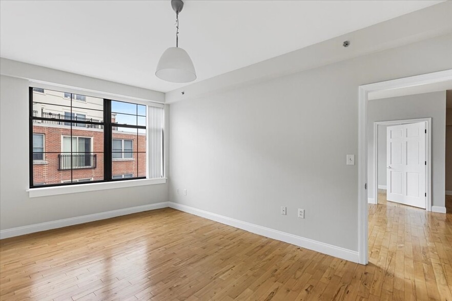 Building Photo - 110 Cypress St