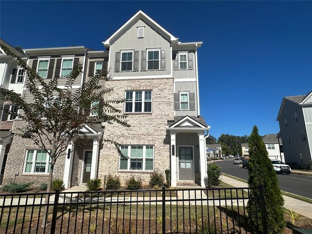 Building Photo - 1925 AUDRA Aly