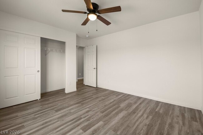 Building Photo - 10597 Aphrodite St