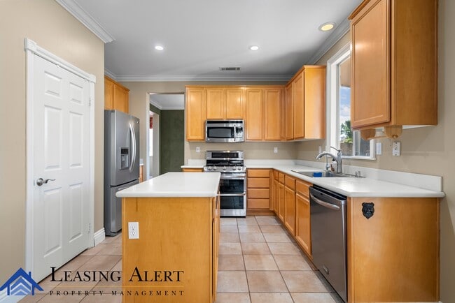 Building Photo - 22607 White Wing Way