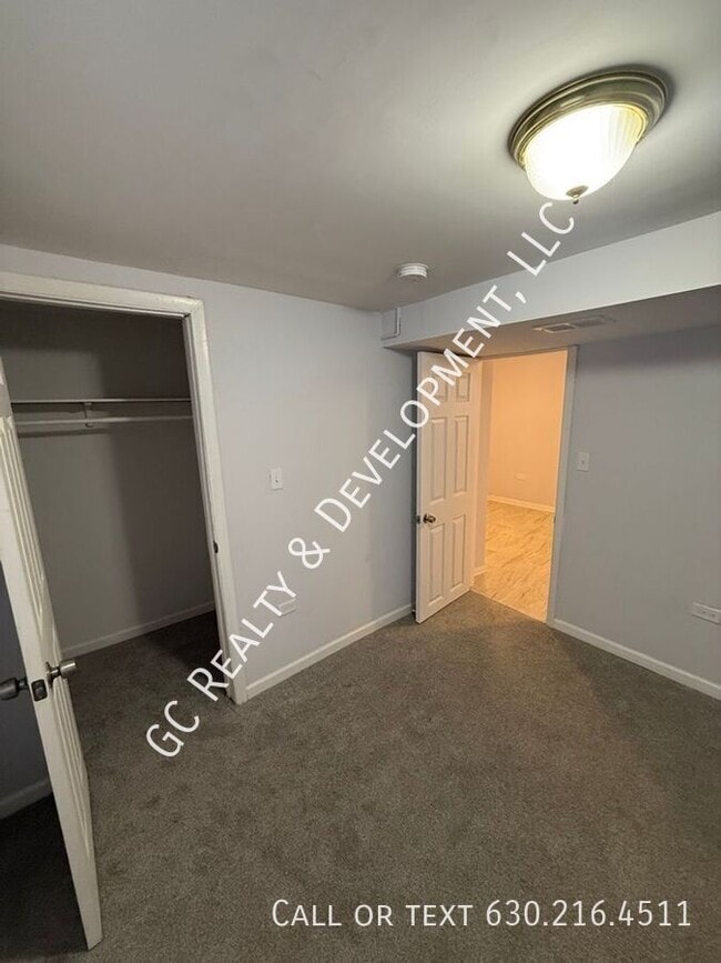 Building Photo - 1501 N Leamington Ave