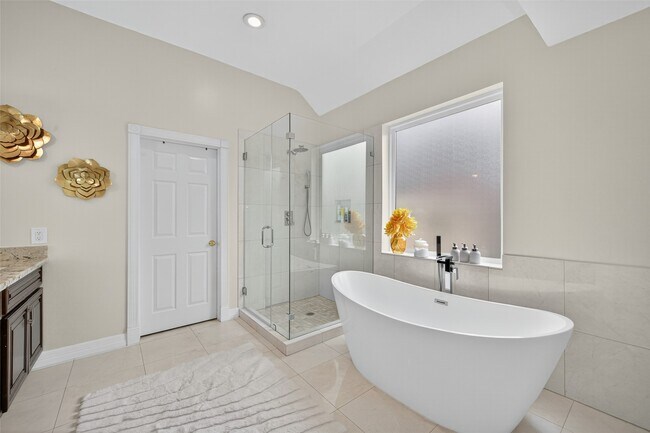 Building Photo - 7203 Thornmeadow Ln