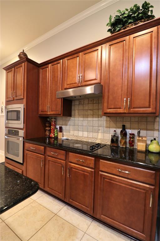Building Photo - 6126 Emberwood Falls Dr
